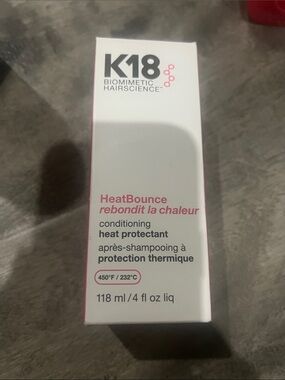 K18 HeatBounce Conditioning Heat Protectant — White/Pink